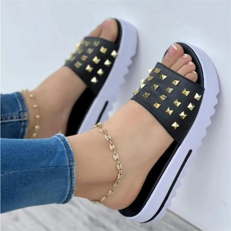 Women's Rivet Flat Open Toe Platform Casual Fashion Sandals