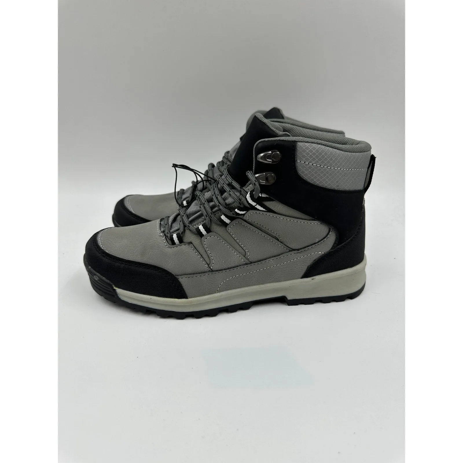 Women's Size 7.5, Light Gray High Top Hikers w/ Black Accents, and rugged tread